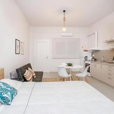 Aris Analipsi Apartment *